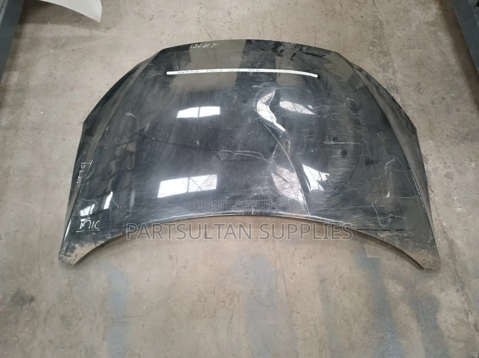 Bonnet Mazda Axela 2016