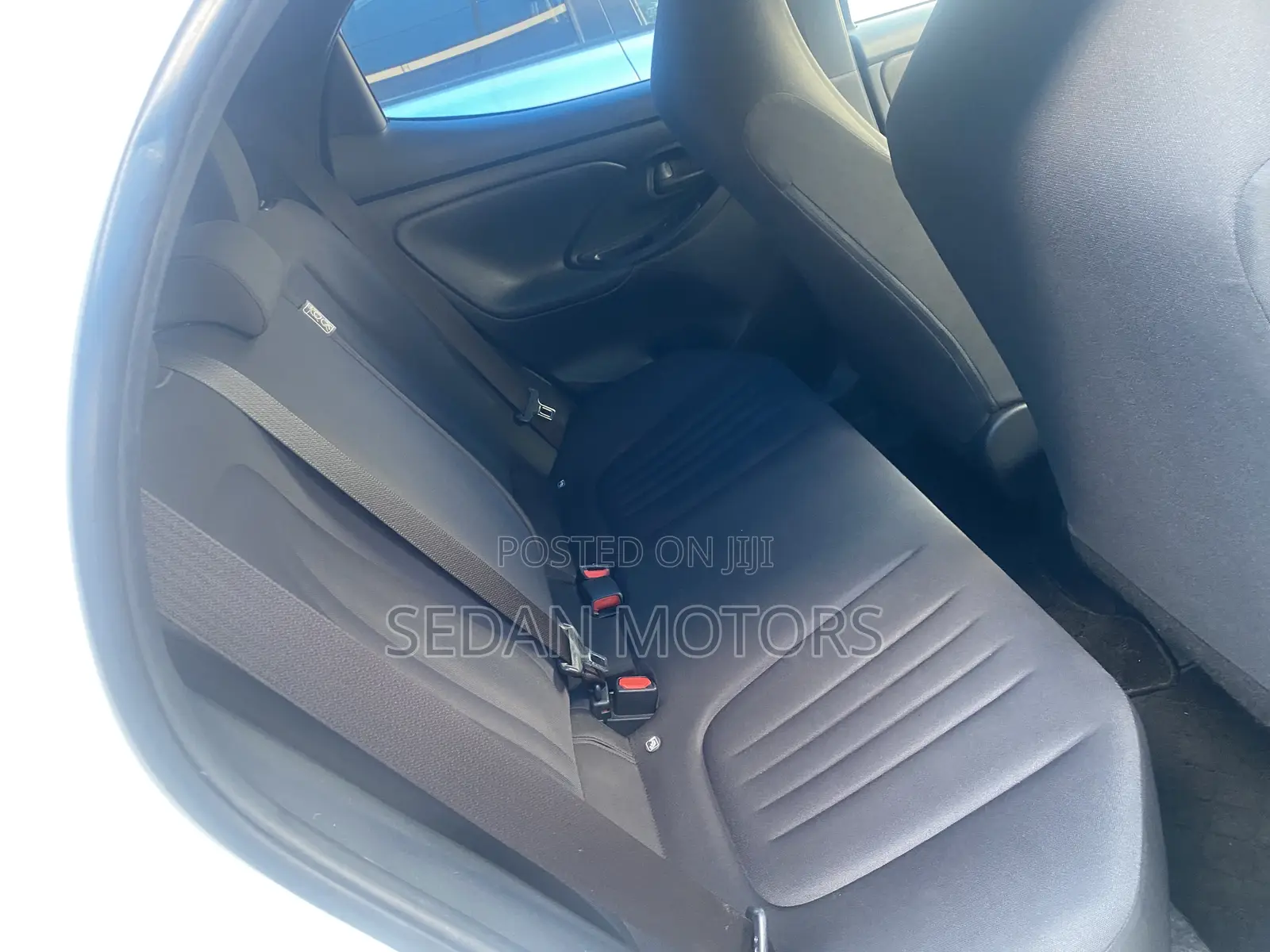 Toyota Yaris 2019 White