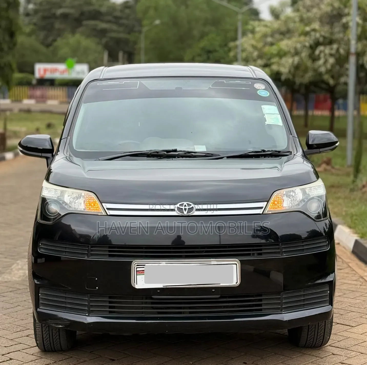 Toyota Spade 2016 Black