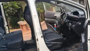 Toyota Sienta 2017 Pearl