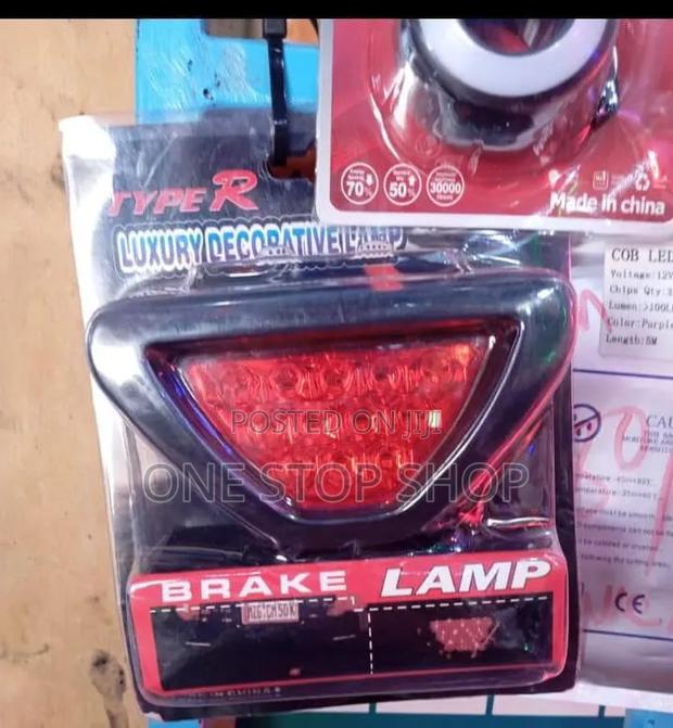 F1_ Style 12 Led Triangle Brake Light - thumbnail 2