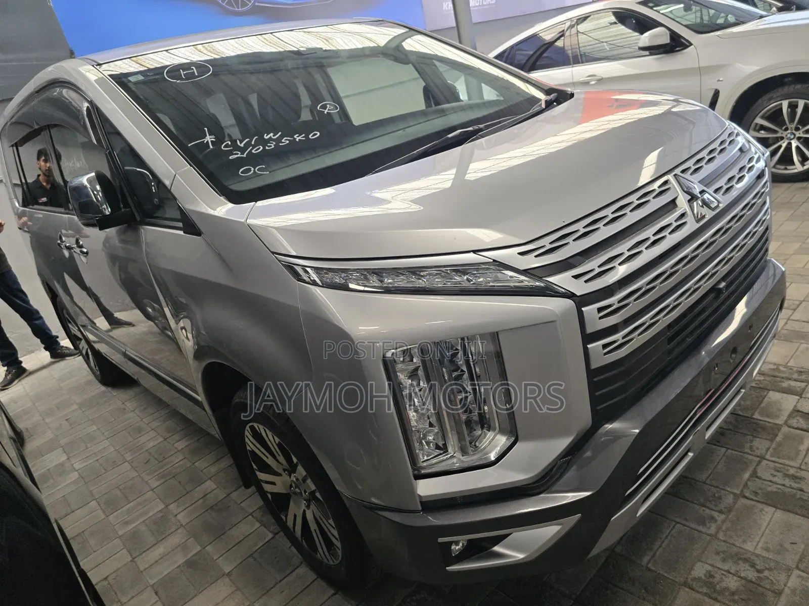 Mitsubishi Delica 2020 Silver