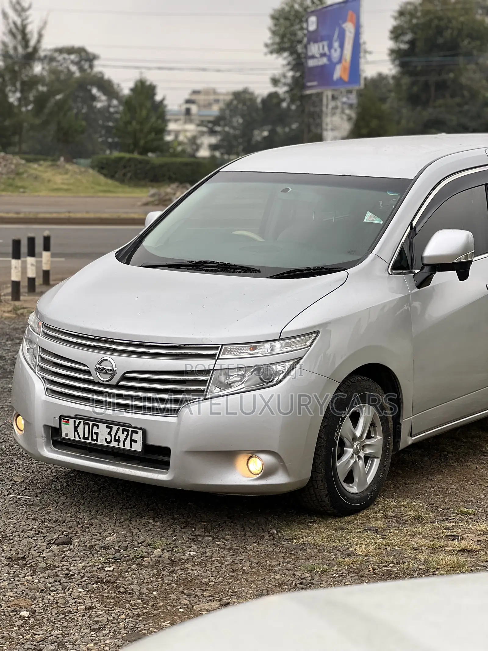 Nissan Elgrand SV Premium 2014 Silver