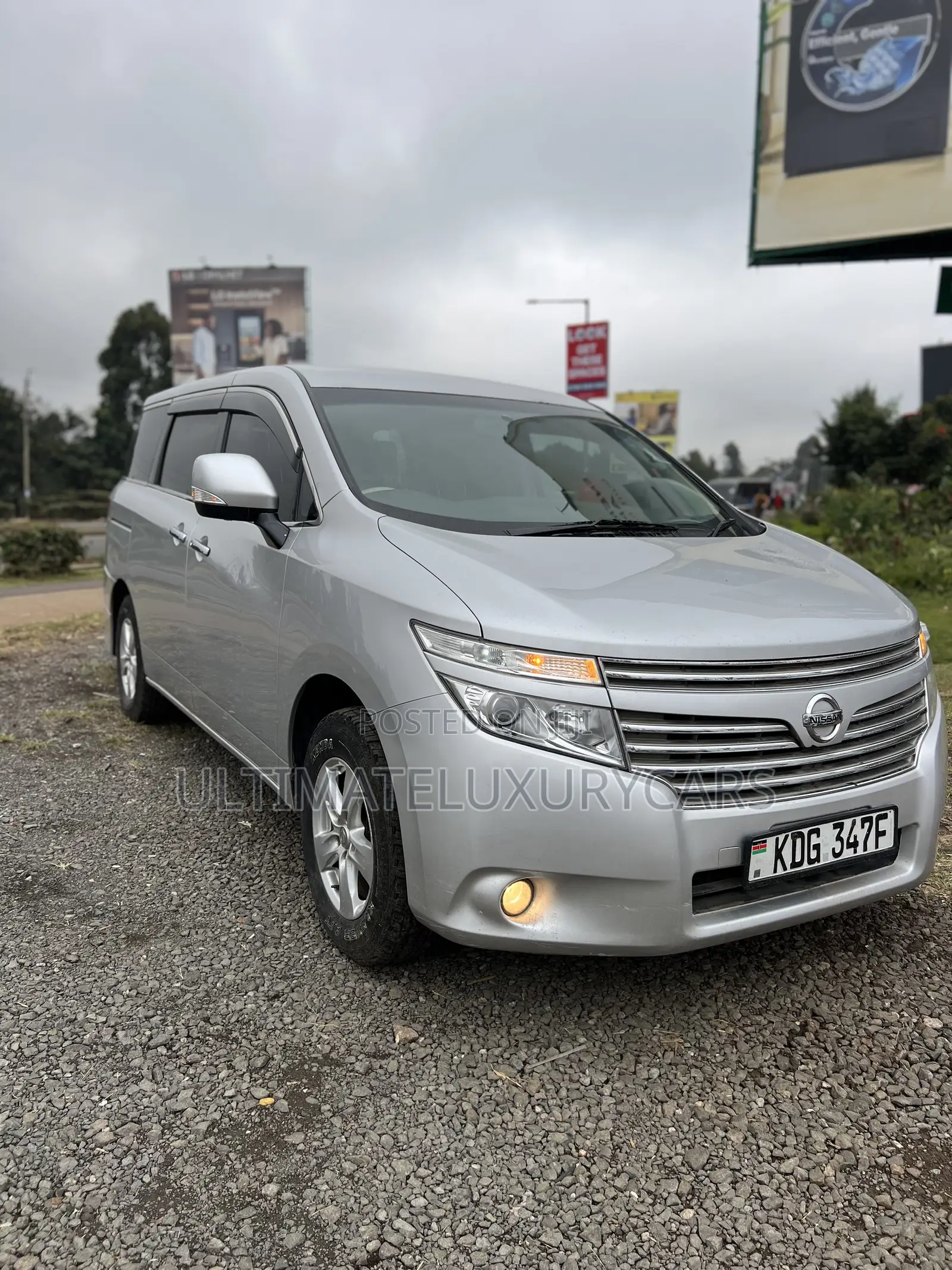 Nissan Elgrand SV Premium 2014 Silver