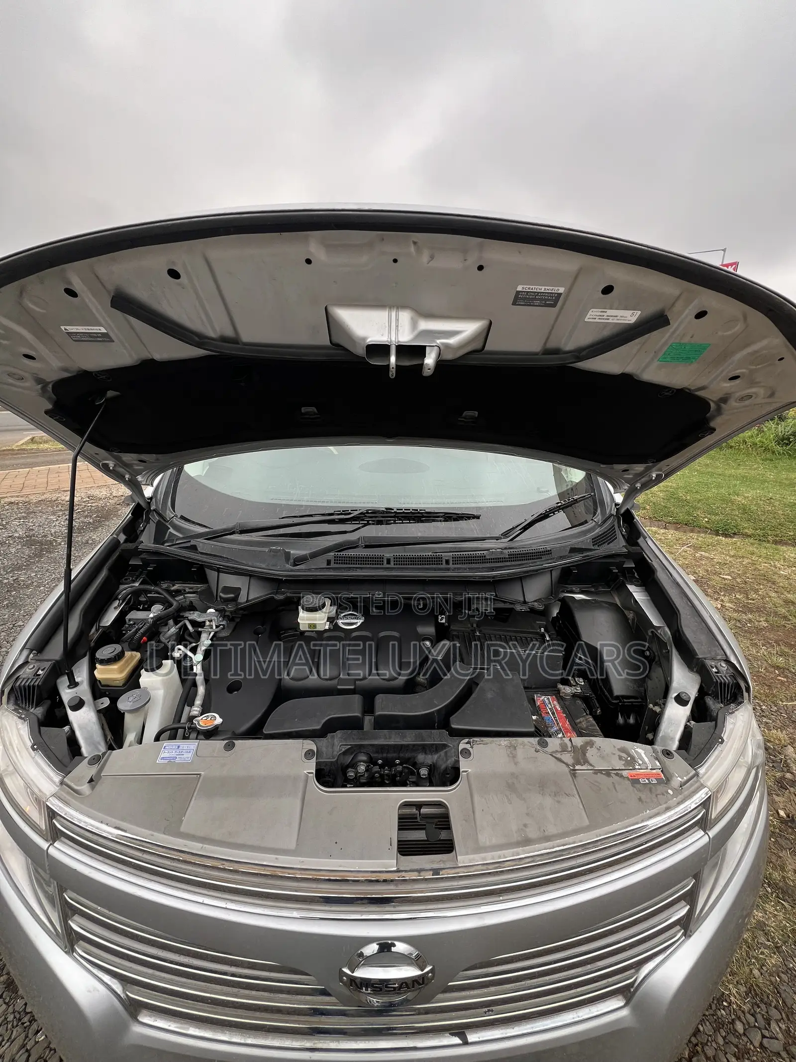 Nissan Elgrand SV Premium 2014 Silver