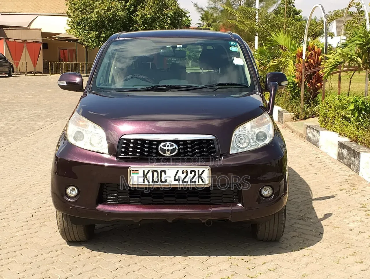Toyota Rush 2014 Beige