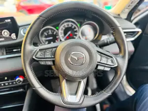 Mazda Atenza 2019 Off white