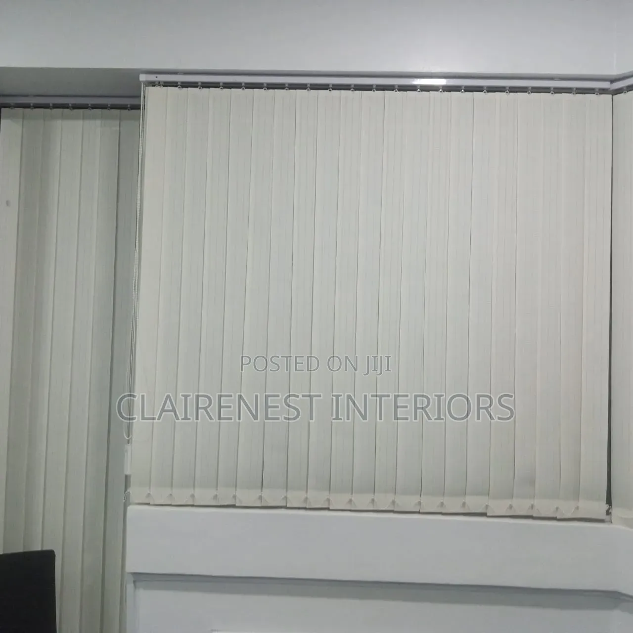 Sleek Plain White Office Vertical Window Blinds