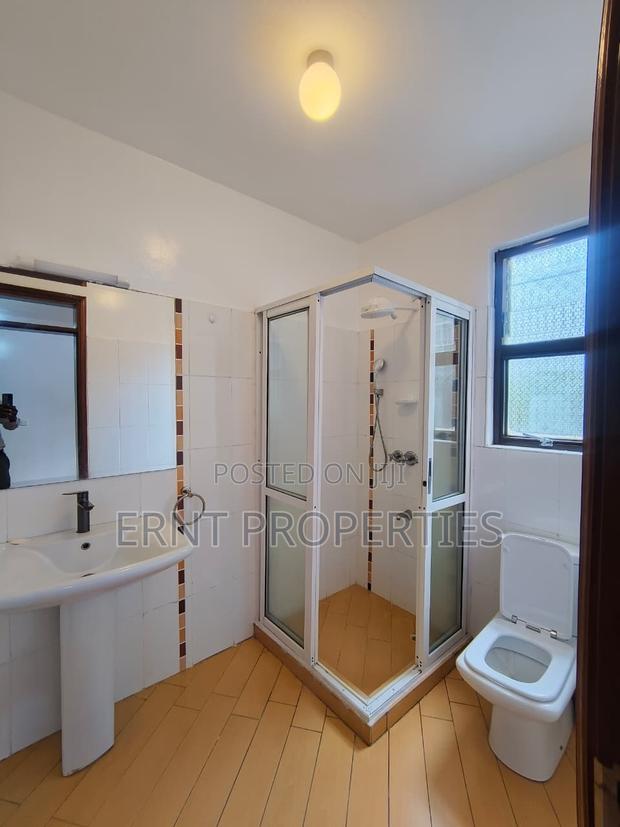 3bdrm Apartment in Lavington for sale - thumbnail 10