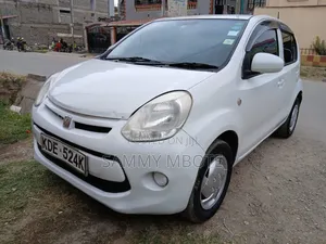 Toyota Passo 2014 White