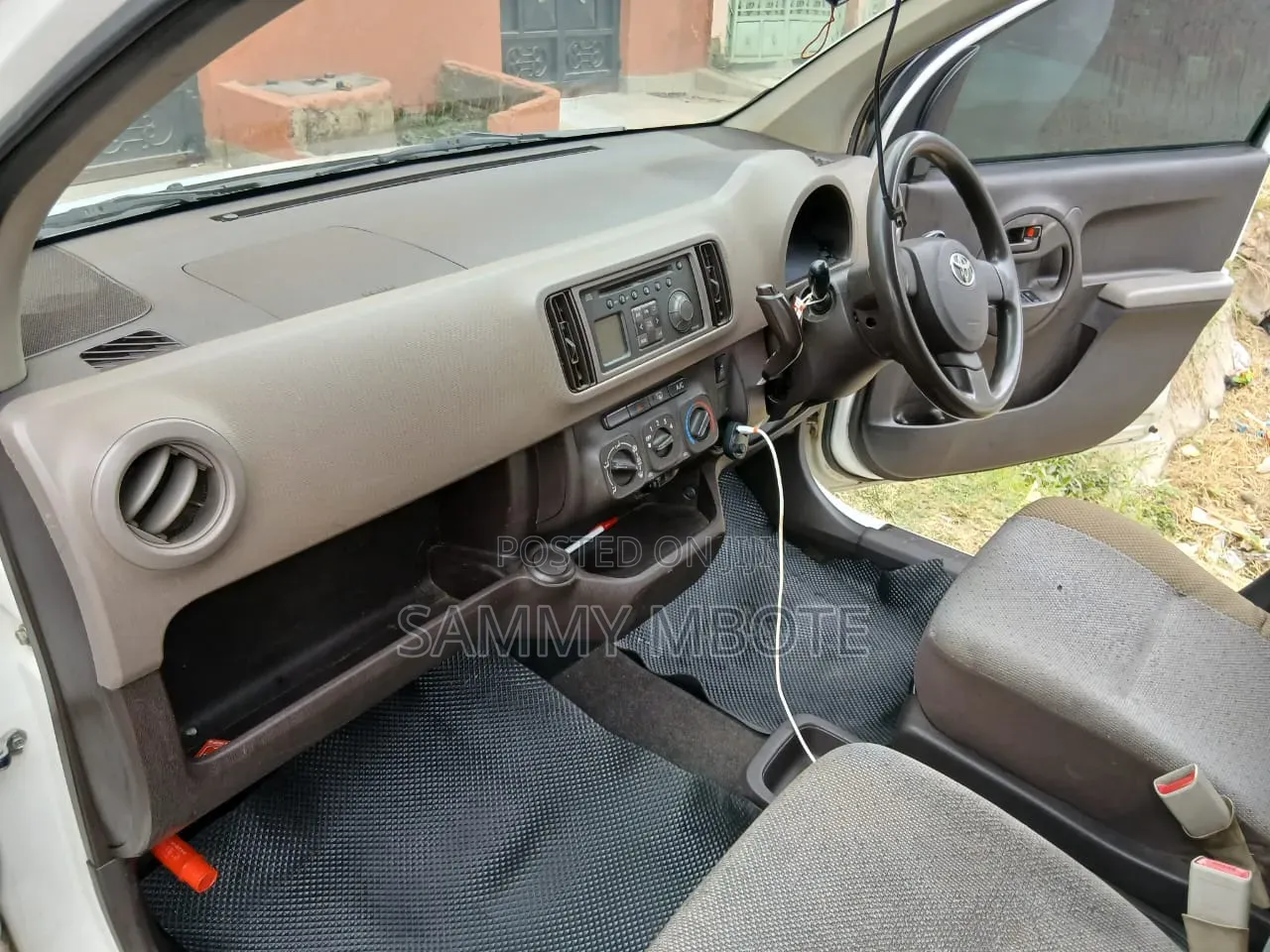 Toyota Passo 2014 White