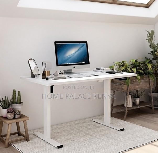 Electric Desk: Single Motor E Commerce Work Desk - thumbnail 3
