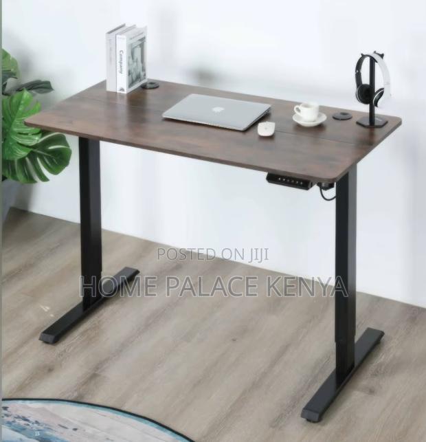 Electric Desk: Single Motor E Commerce Work Desk - thumbnail 7