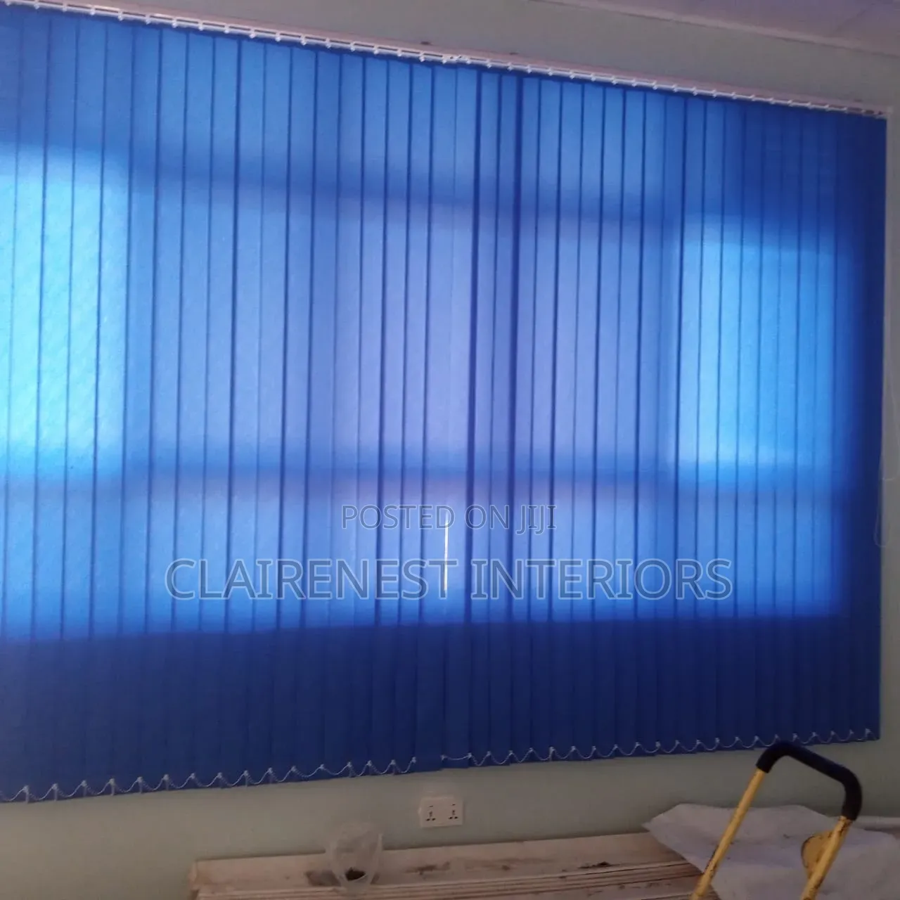 Simple and Smart Blue Large and Small Vertical Office Window Blinds