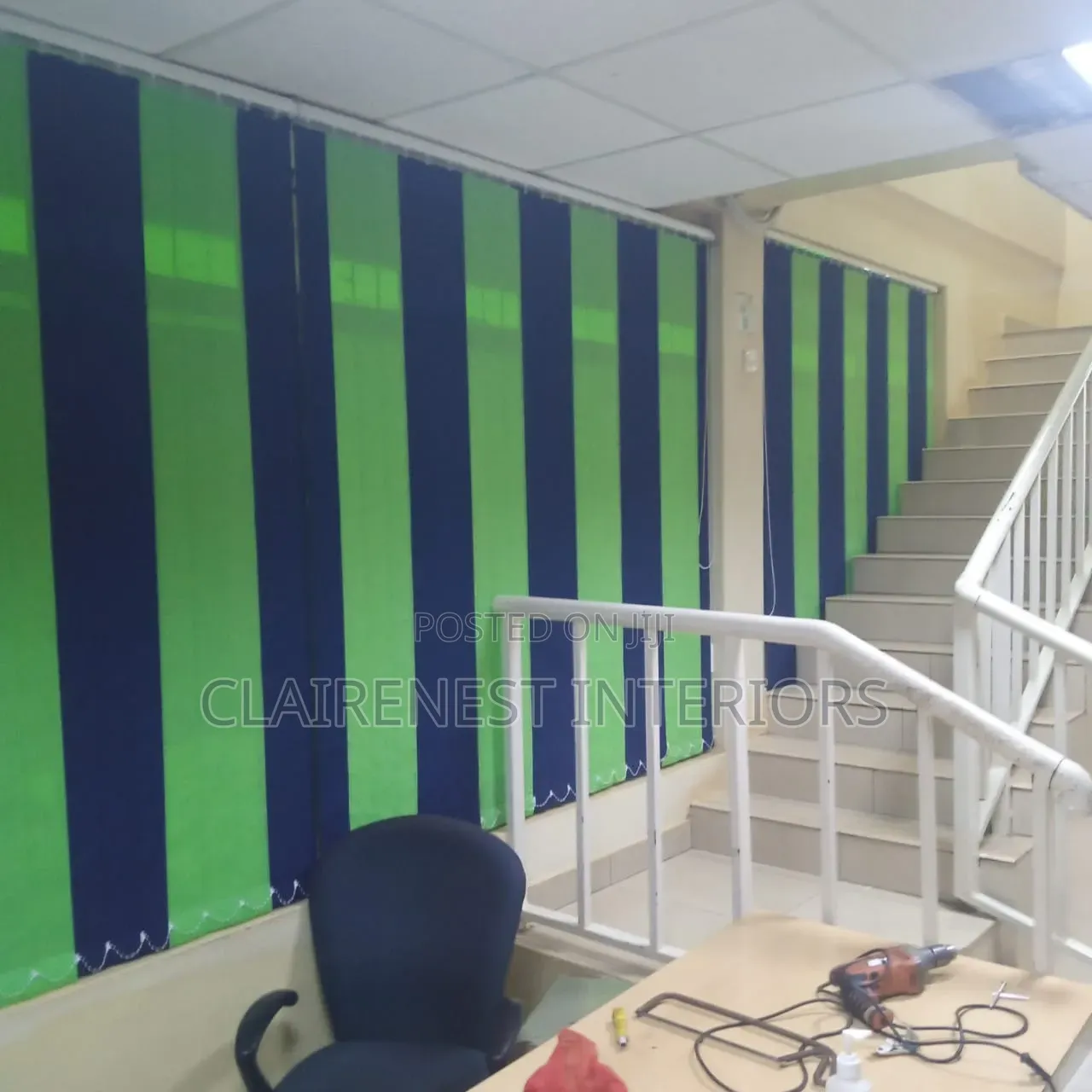 Mixed and Plain Sluts Vertical Office Window Blinds