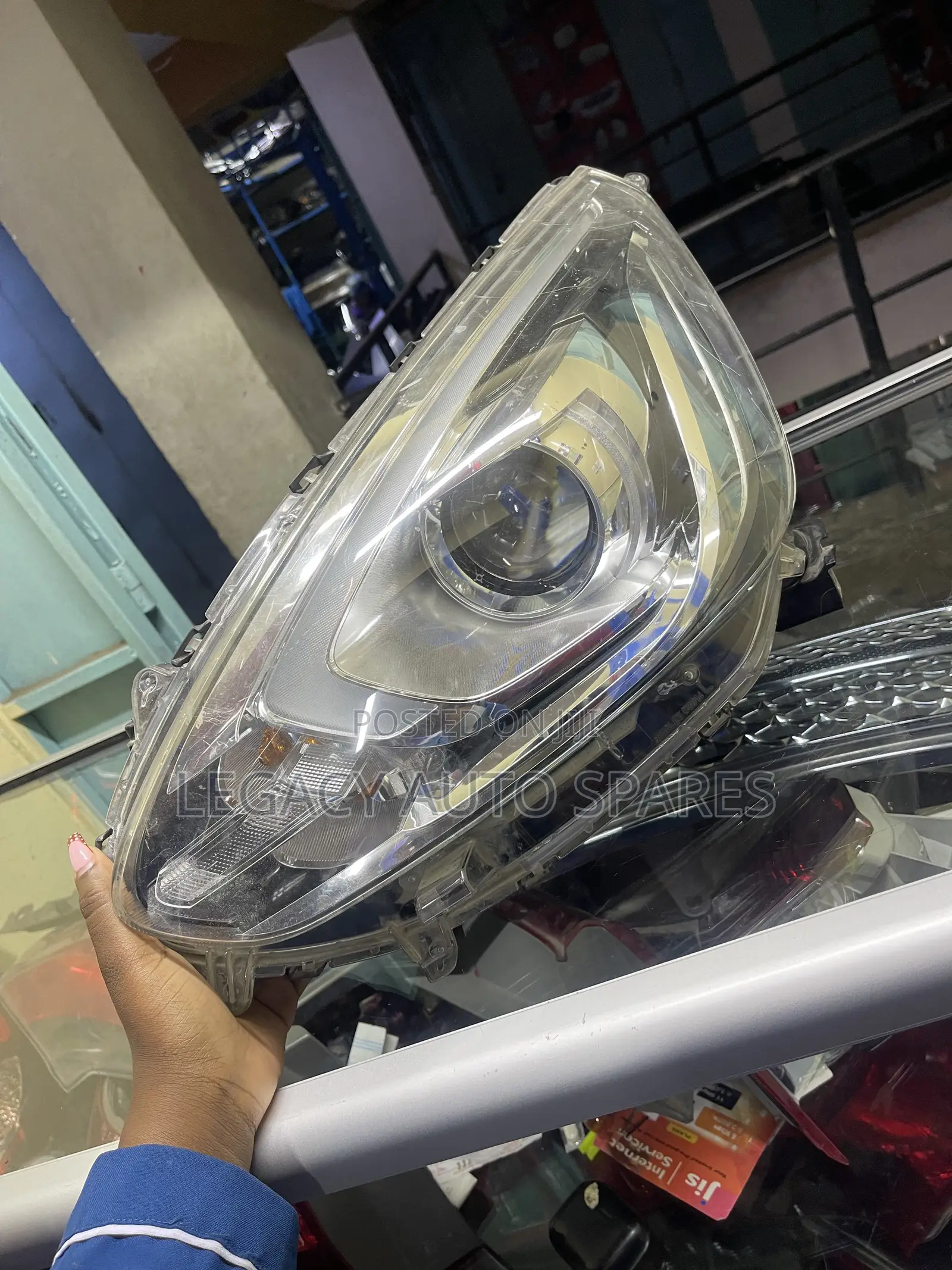 Mitsubishi Mirage Headlamp