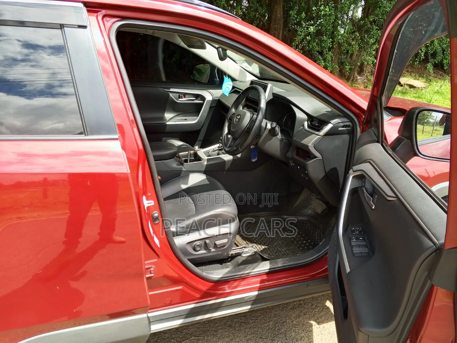 Toyota RAV4 2019 Red