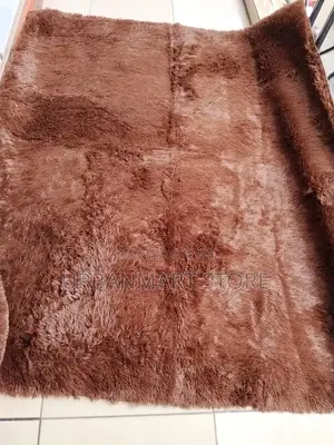 Quality Fluffy Carpet Available in All Colours, 5 by 8