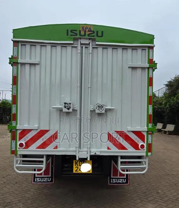Isuzu Truck NQR - thumbnail 2