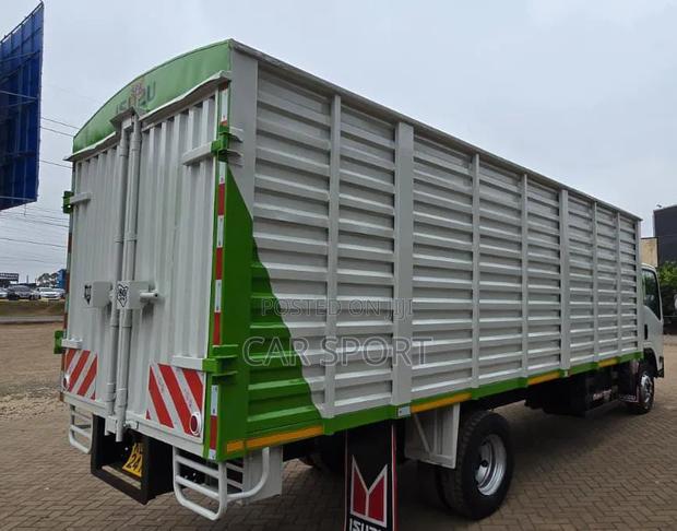 Isuzu Truck NQR - thumbnail 3