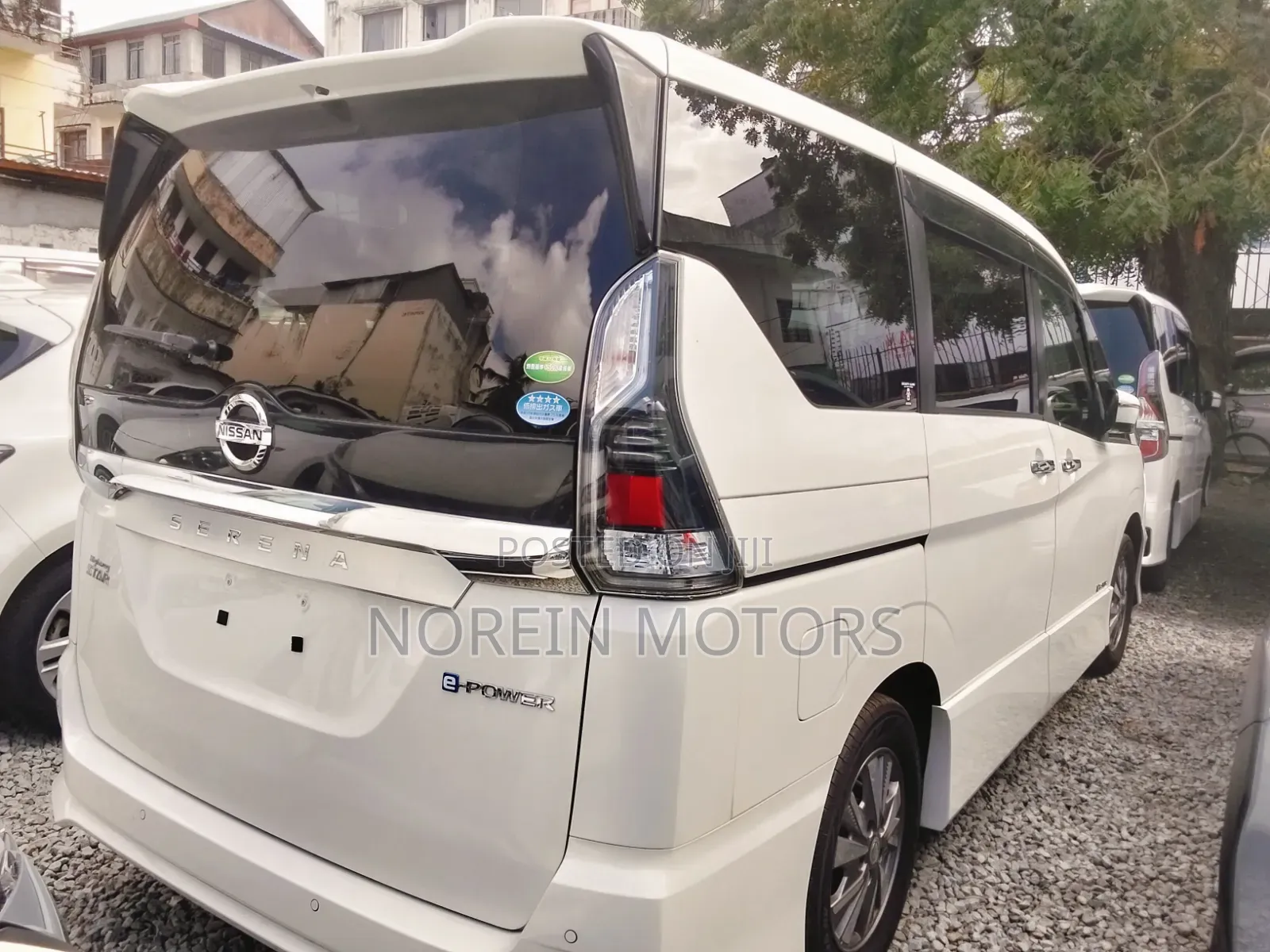 Nissan Serena 2019 White