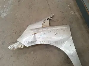 LHS Fender Honda Fit