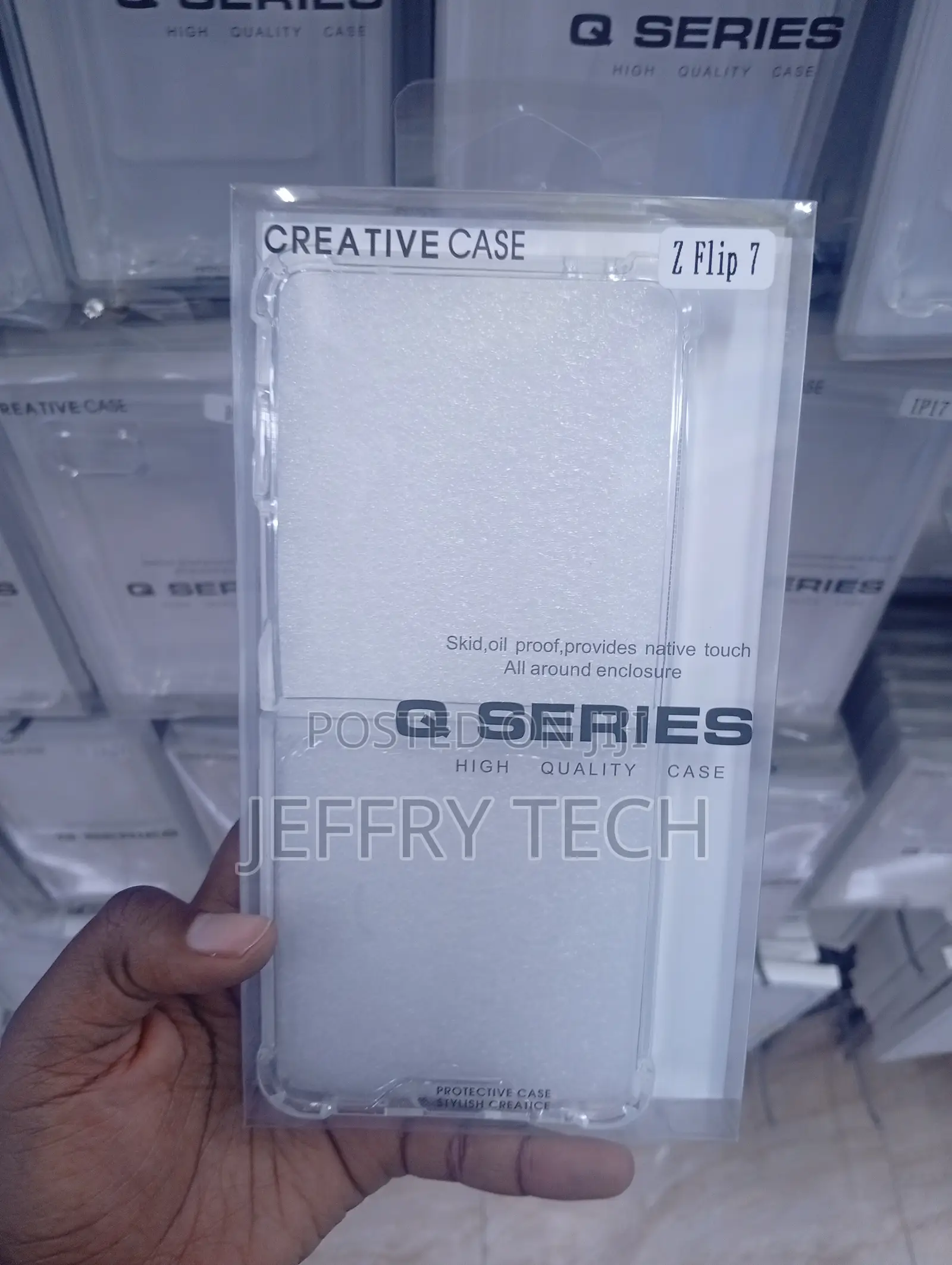 Samsung Galaxy Z Flip 7 Thin-Profile Construction Case