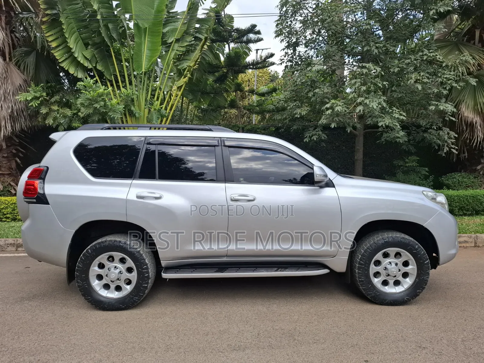 Toyota Land Cruiser Prado 3.0 TD 2012 Silver