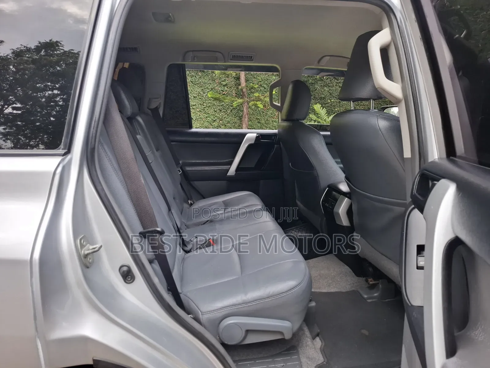 Toyota Land Cruiser Prado 3.0 TD 2012 Silver