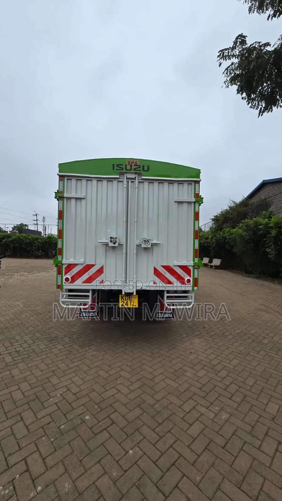 NQR Lorry Covered