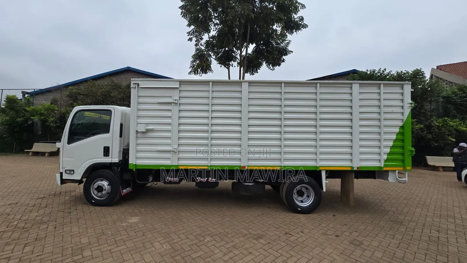 NQR Lorry Covered