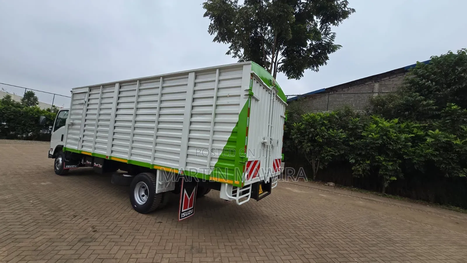 NQR Lorry Covered