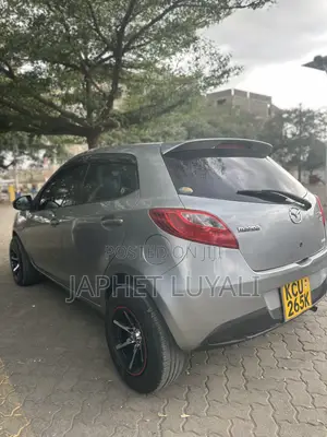 Mazda Demio 2013 Silver