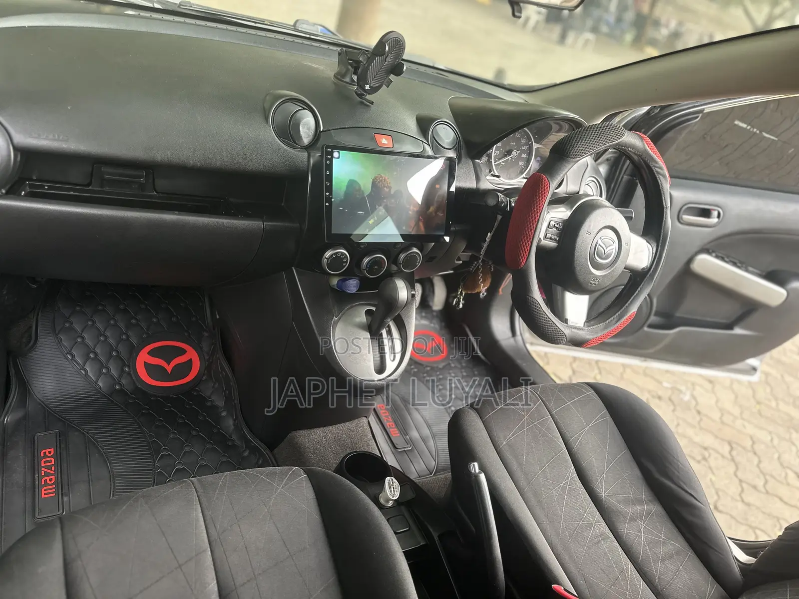 Mazda Demio 2013 Silver