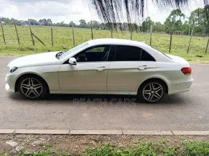 Mercedes-Benz E250 2016 White
