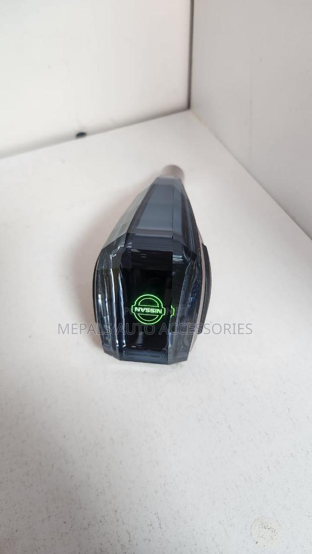 LED 7-Color Magic Gear Shift Knob - thumbnail 2