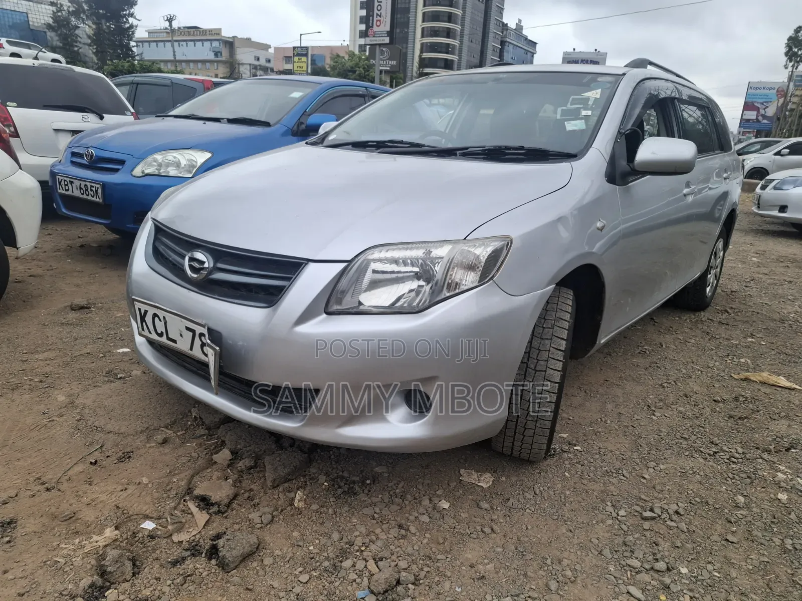 Toyota Corolla Fielder 2010