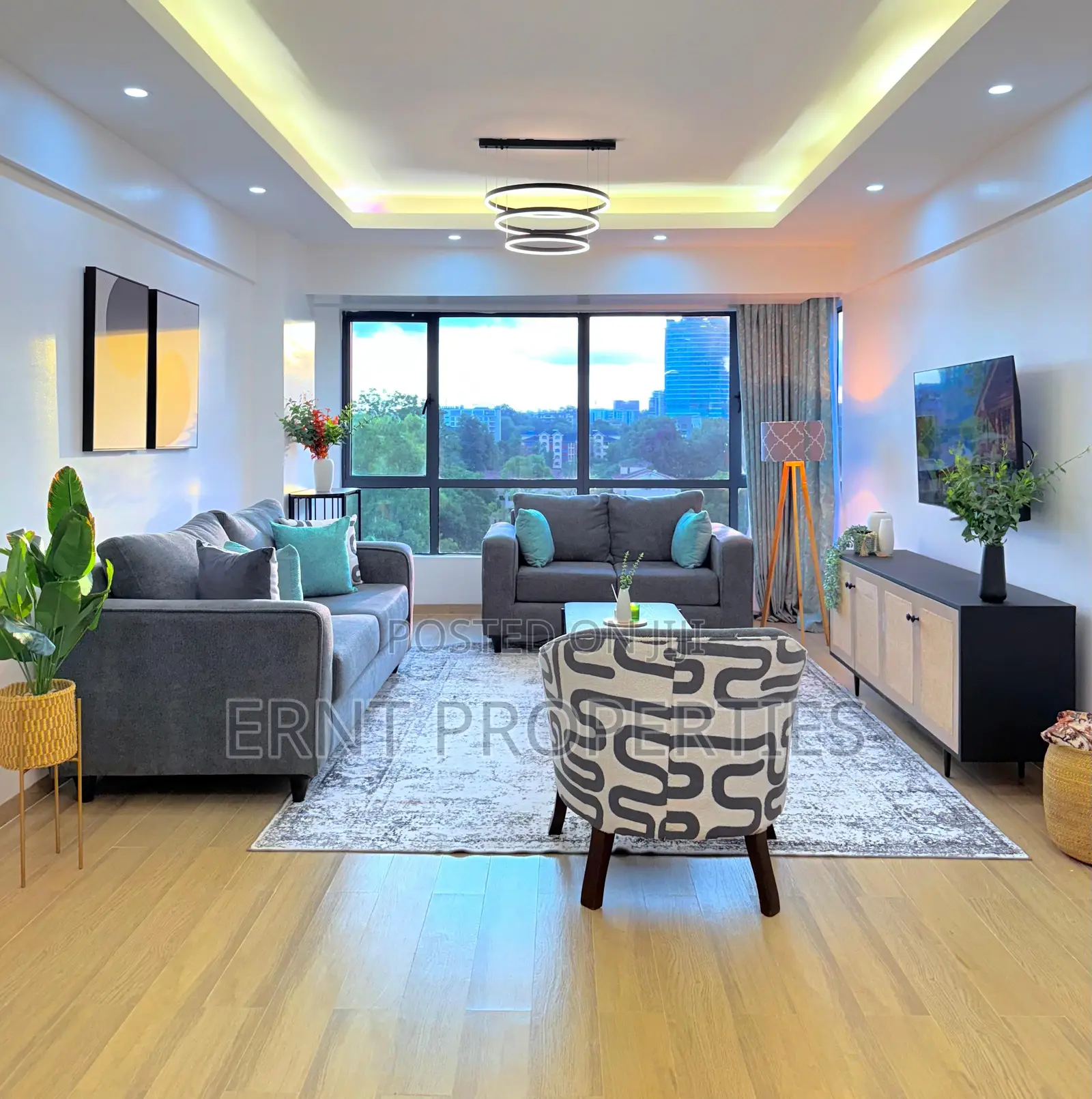 Cozy Two Bedroom Apartment for Short Stay in Marina Bay