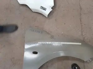 RHS Fender Mazda 3