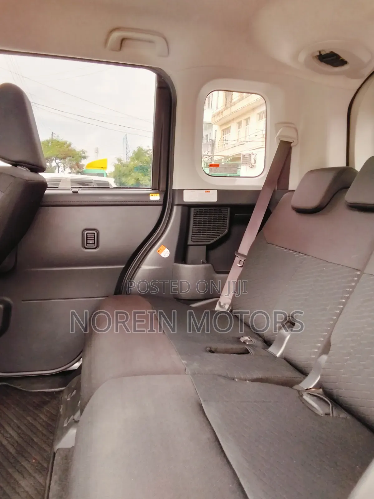 Toyota Tank 2019 Silver