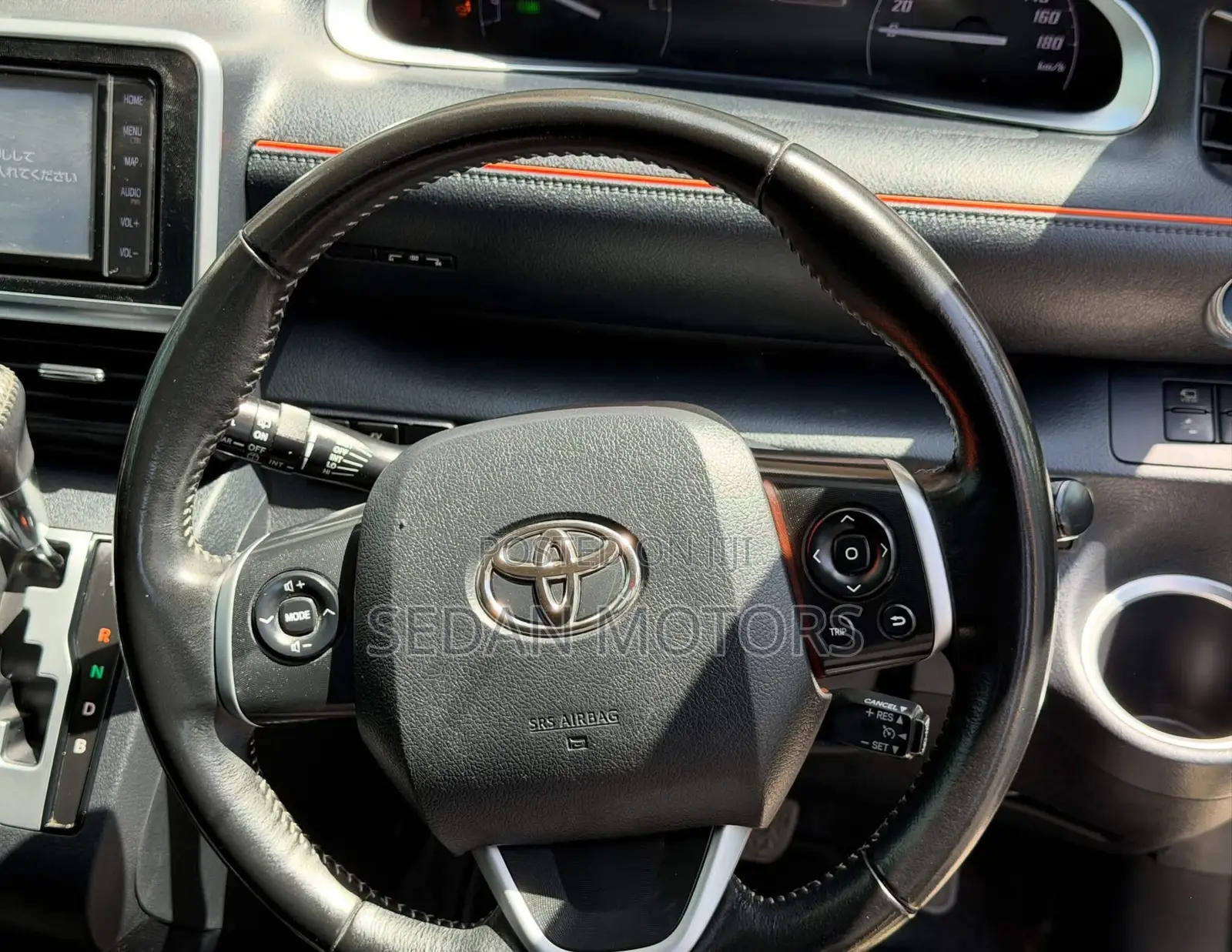 Toyota Sienta 2019 Beige