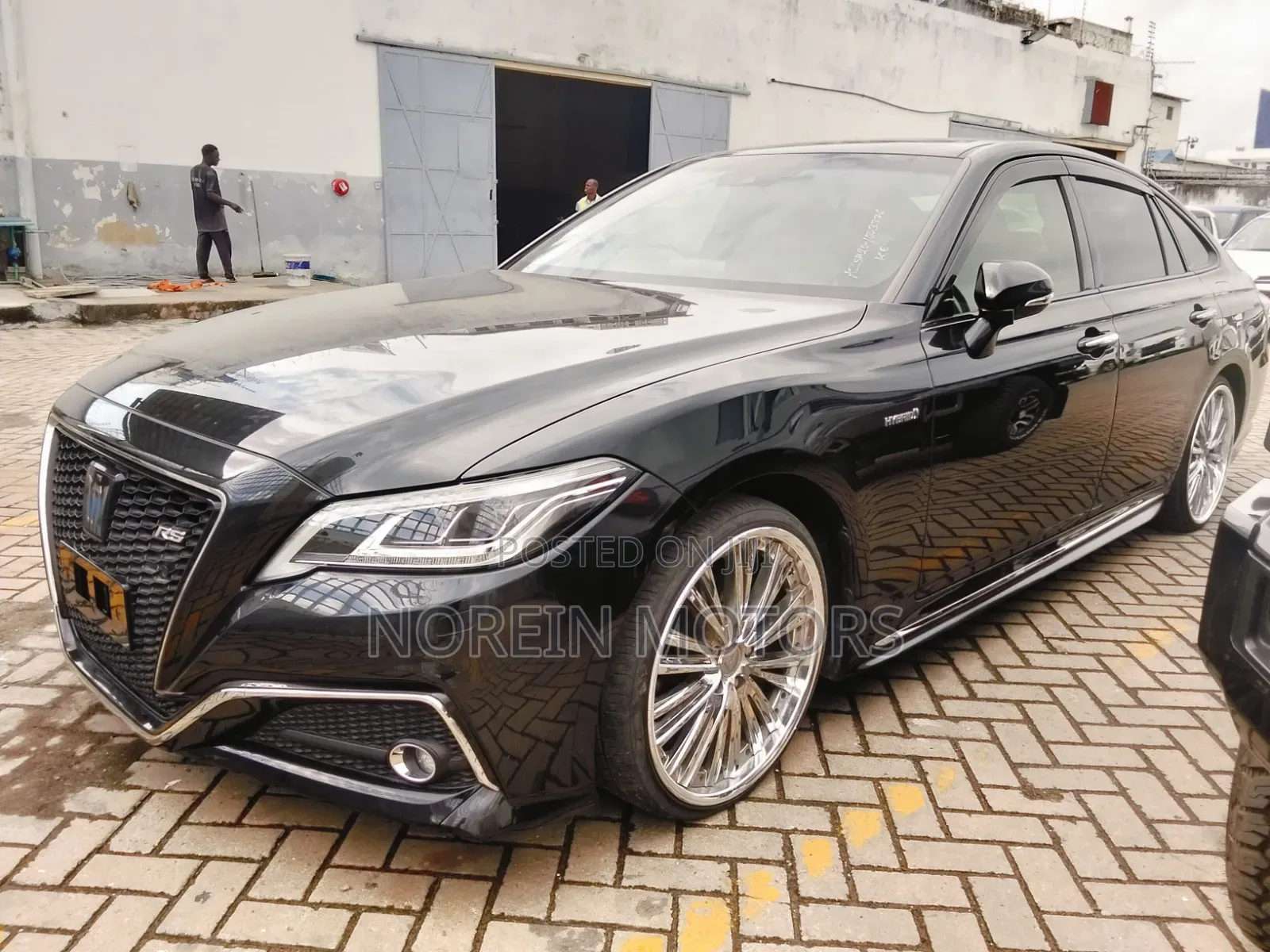 Toyota Crown 2020 Matt Black