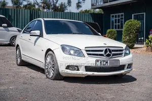 Mercedes-Benz C200 2010 White