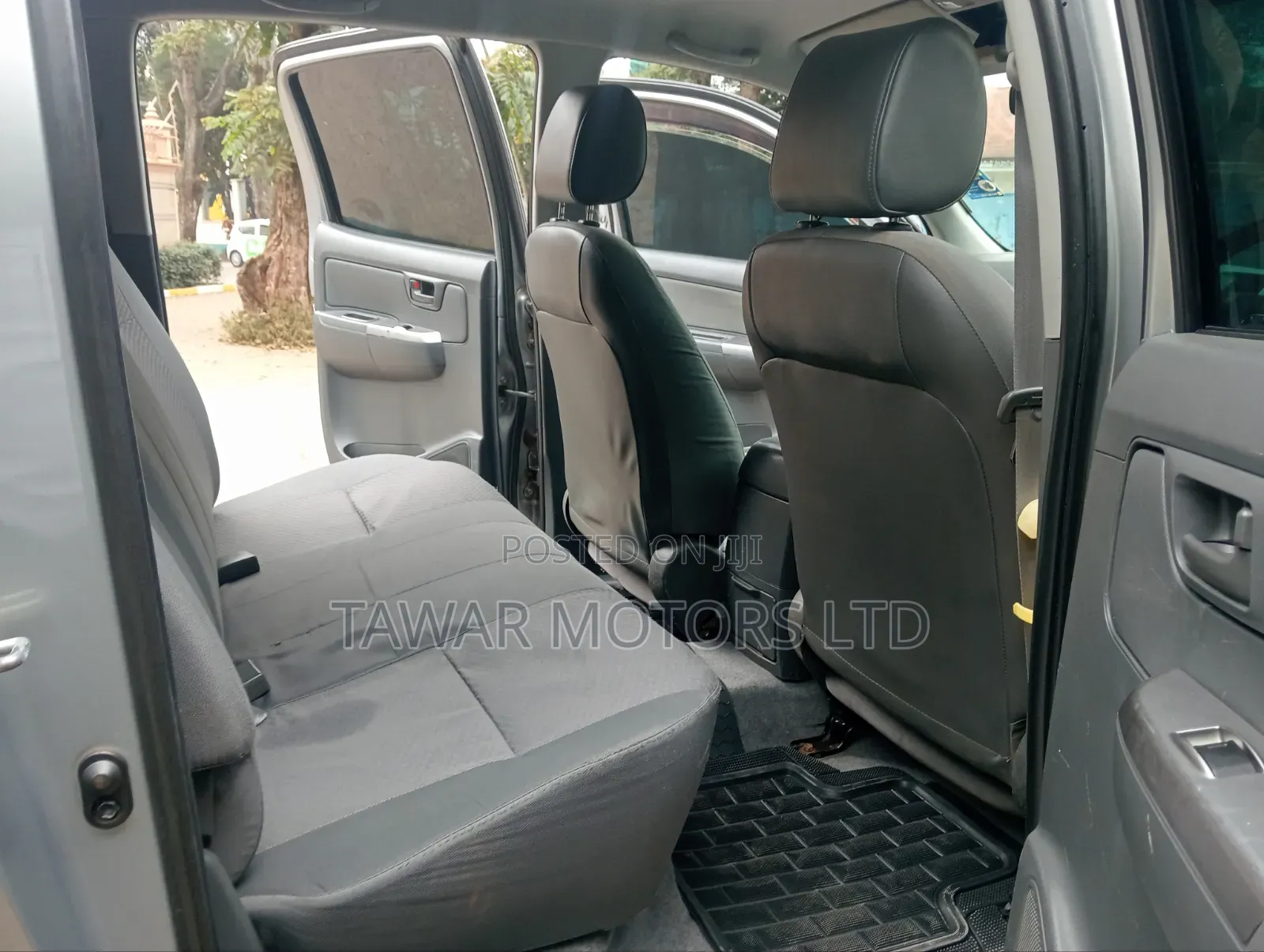 Toyota Hilux 2016 Silver