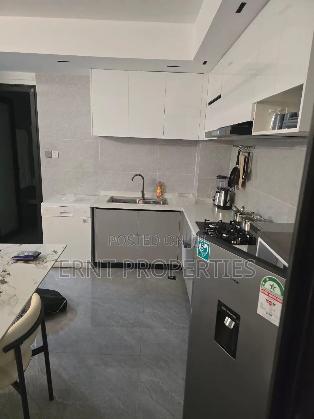 Modern Luxury 1BR at Azure Skypark | National Park Views Pool