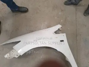 LHS Fender Honda Insight 2012