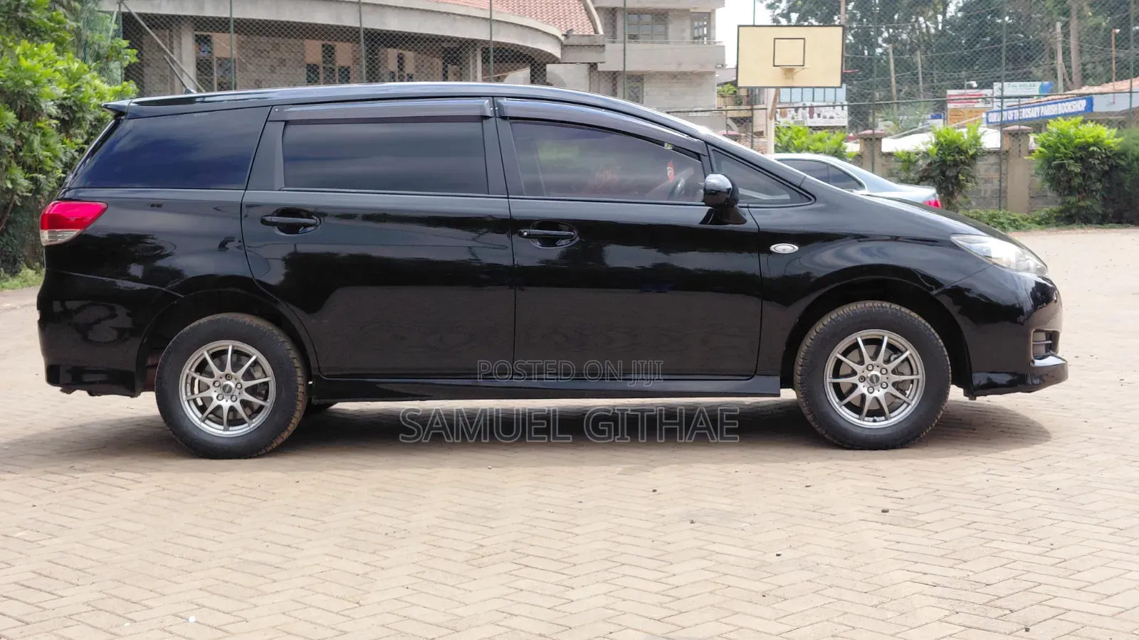 Toyota Wish 2012 Black