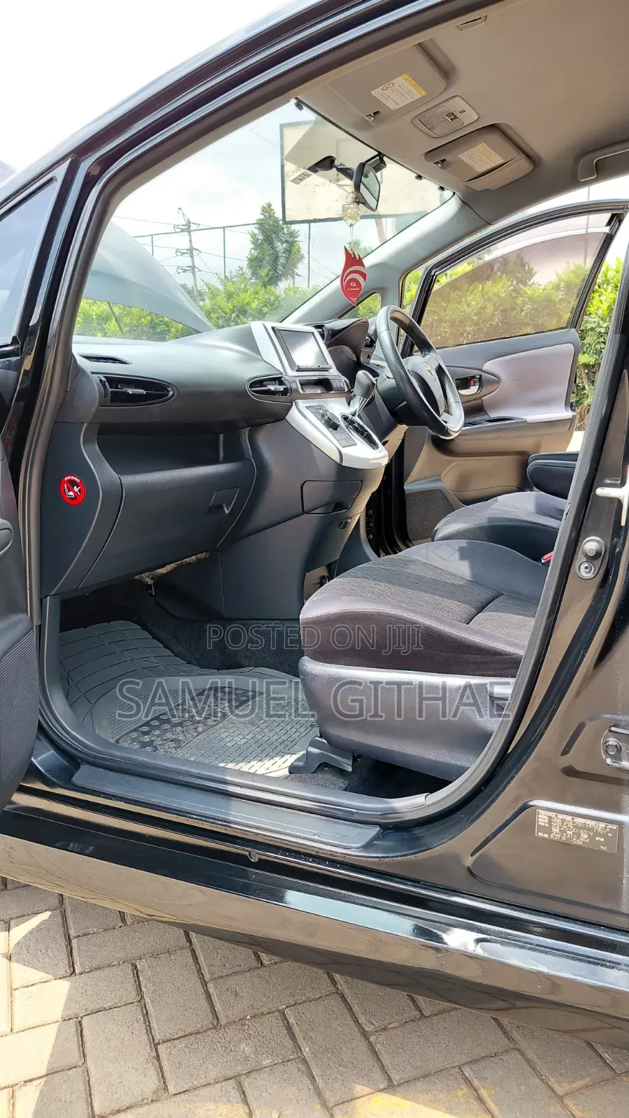 Toyota Wish 2012 Black
