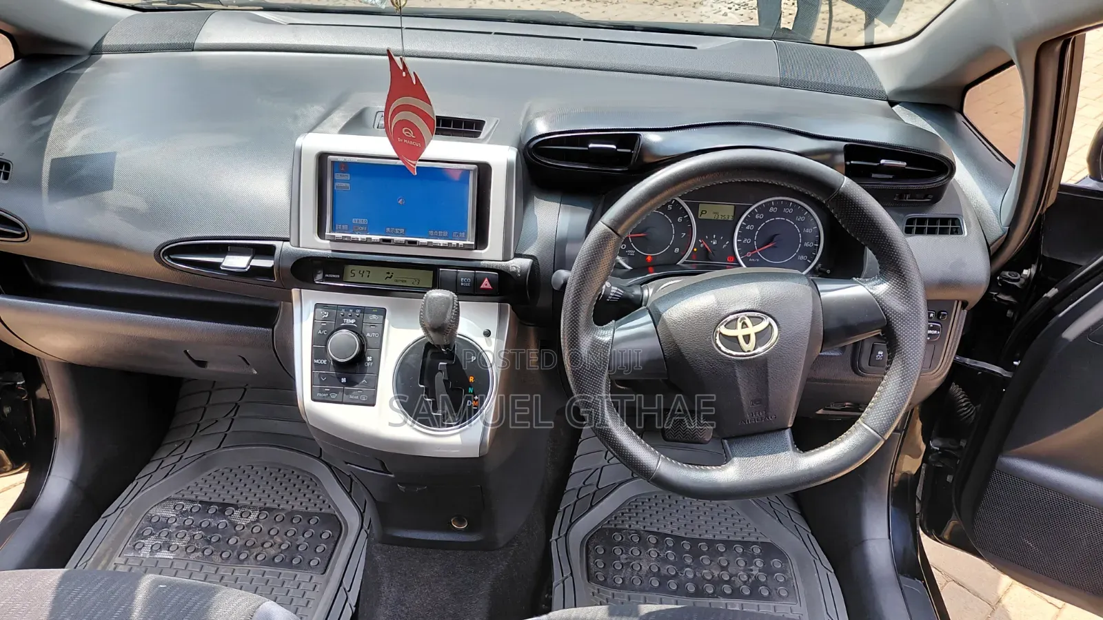 Toyota Wish 2012 Black