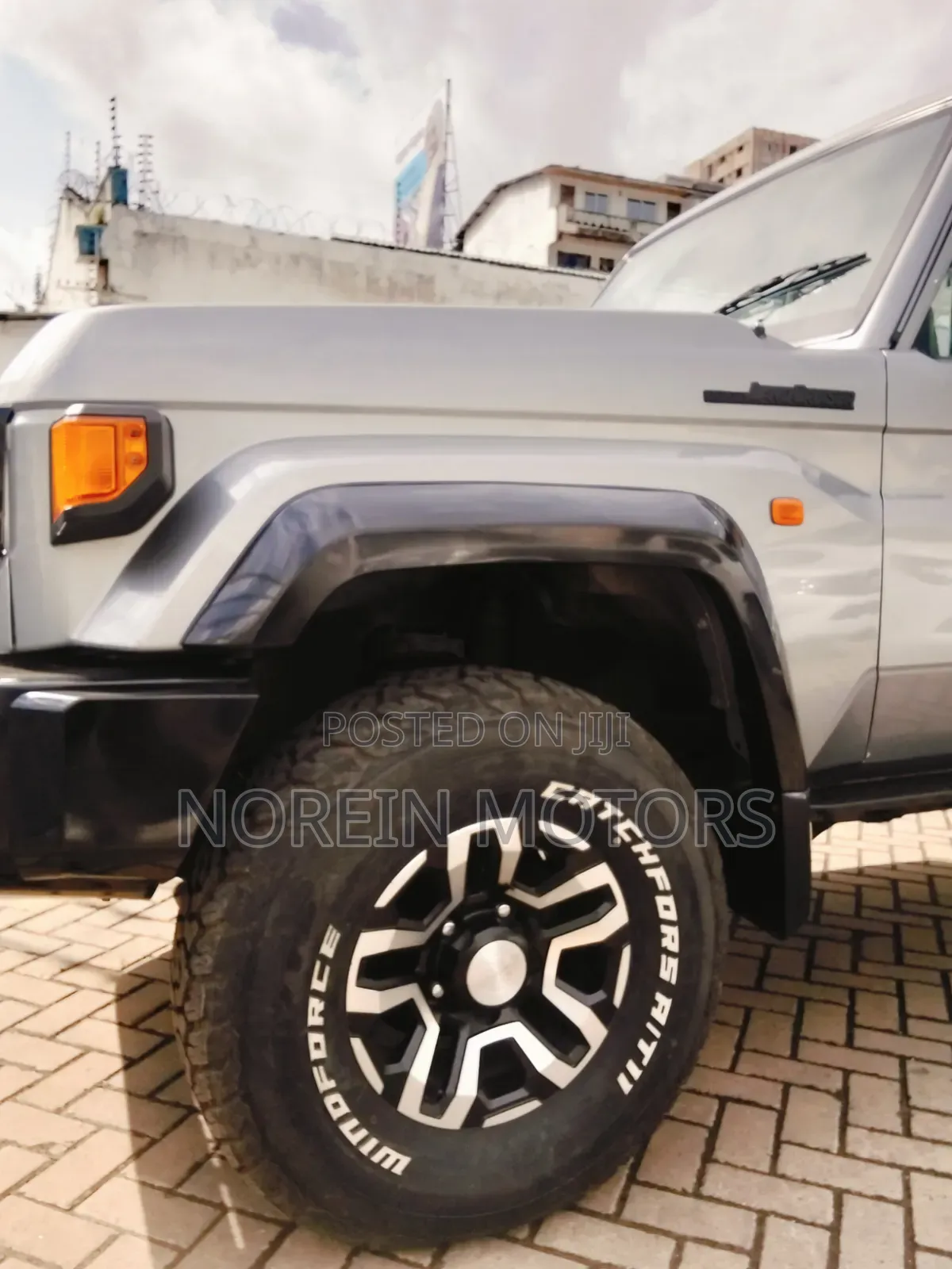 Toyota Land Cruiser 2018 Silver